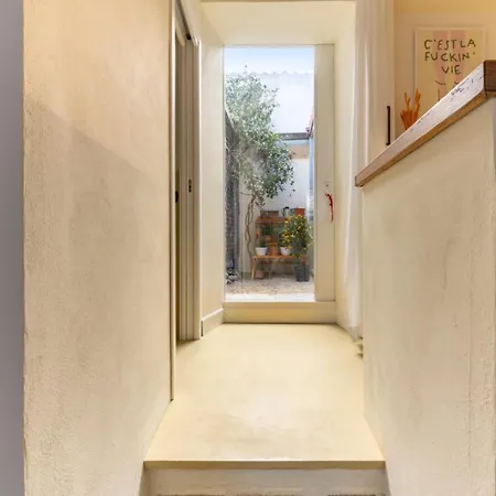 Navigli Authentic Charm In A Historic Apartment